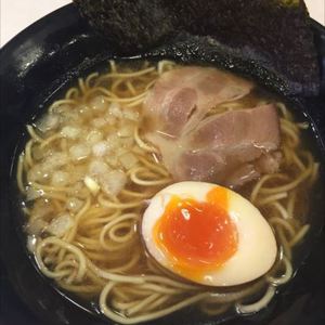 コク旨煮干ラーメン